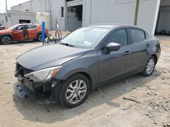  Salvage Toyota Yaris