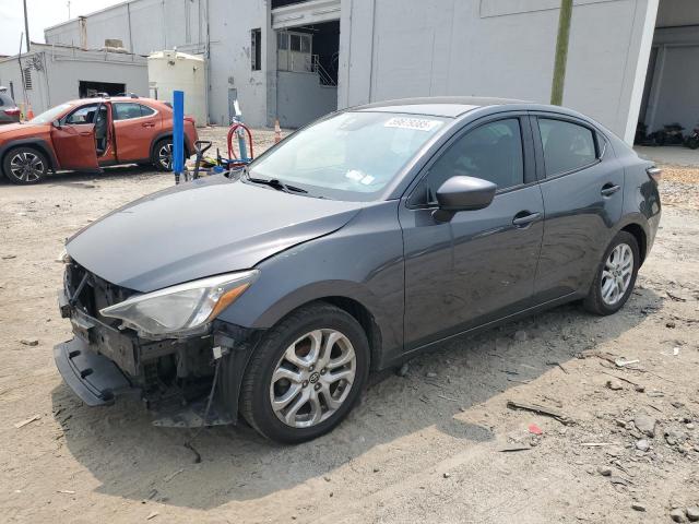  Salvage Toyota Yaris