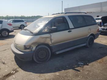  Salvage Toyota Previa