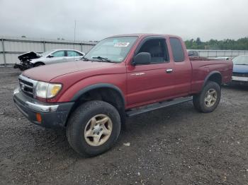  Salvage Toyota Tacoma