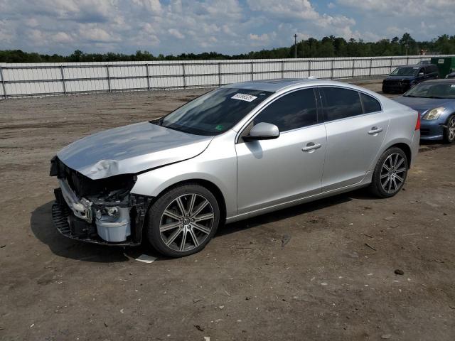  Salvage Volvo S60