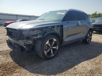  Salvage Volvo XC40