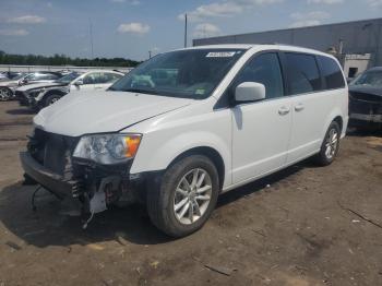  Salvage Dodge Caravan