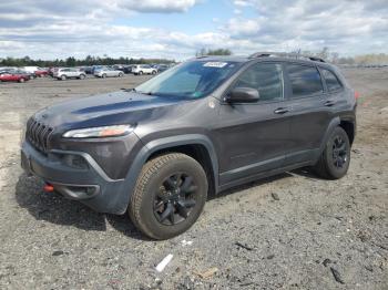  Salvage Jeep Cherokee