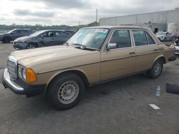  Salvage Mercedes-Benz 300-Class