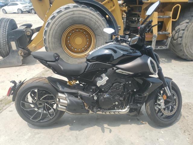  Salvage Ducati Diavel V4