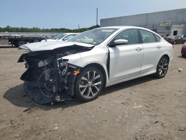  Salvage Chrysler 200