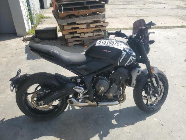  Salvage Triumph Motorcycle Trident 66
