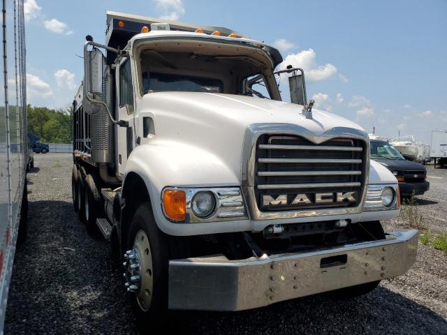  Salvage Mack 700 Cv700