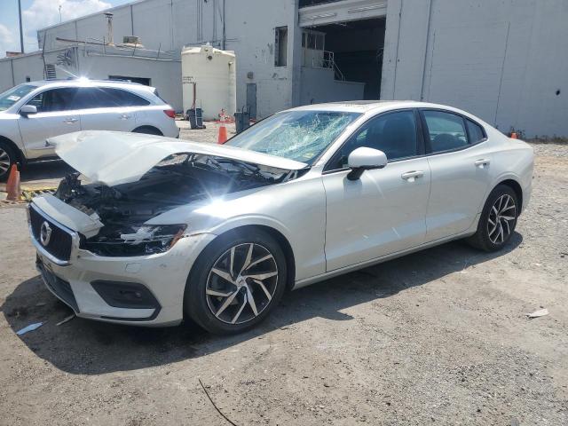  Salvage Volvo S60
