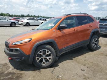  Salvage Jeep Cherokee