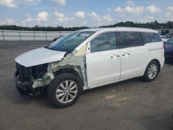  Salvage Kia Sedona
