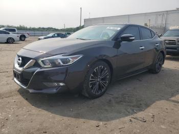  Salvage Nissan Maxima