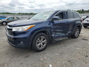  Salvage Toyota Highlander