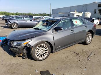  Salvage Toyota Avalon