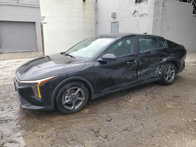  Salvage Kia K4 Lx