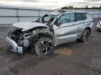  Salvage Mitsubishi Outlander