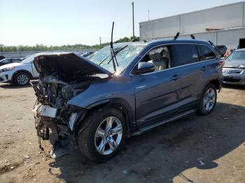  Salvage Toyota Highlander