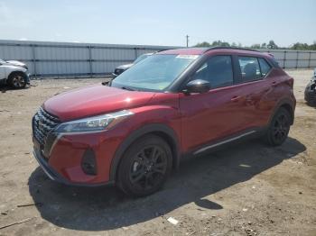  Salvage Nissan Kicks