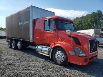  Salvage Volvo Vn