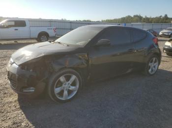  Salvage Hyundai VELOSTER