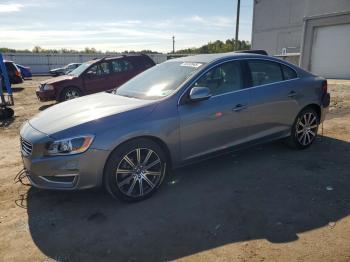  Salvage Volvo S60