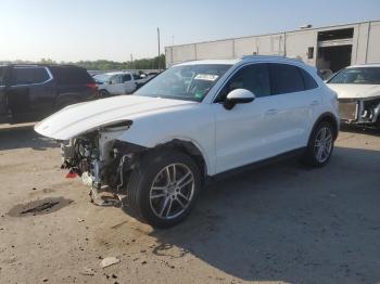 Salvage Porsche Cayenne Ba