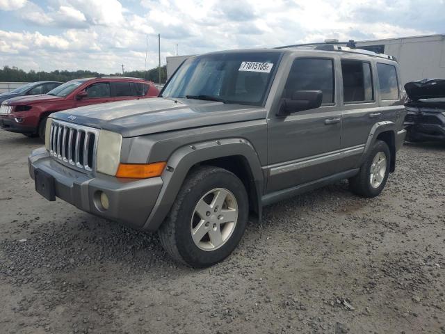  Salvage Jeep Commander