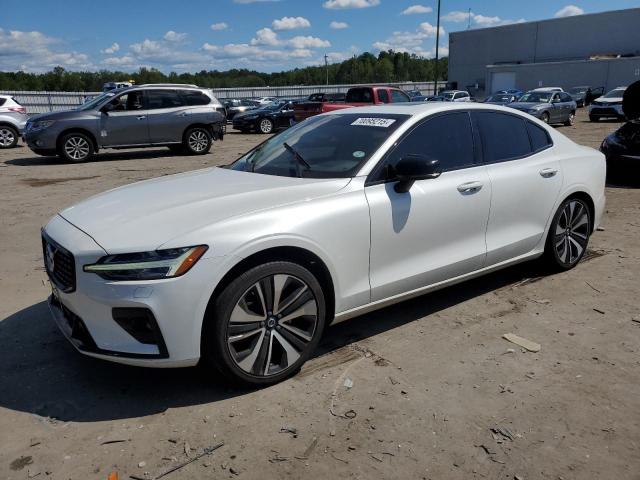  Salvage Volvo S60 B5 Mom