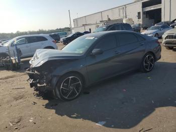  Salvage Hyundai ELANTRA