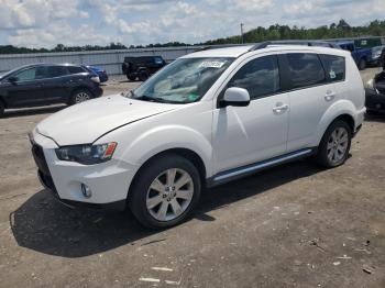  Salvage Mitsubishi Outlander