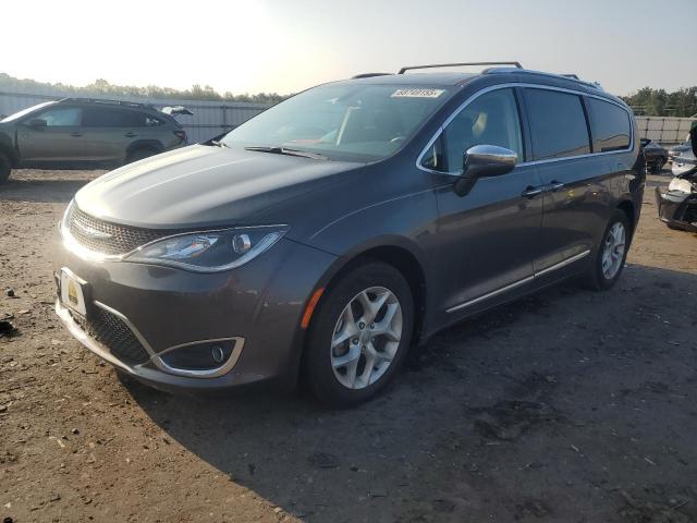  Salvage Chrysler Pacifica