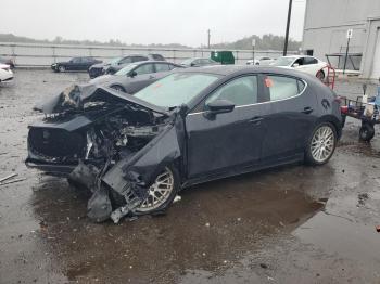  Salvage Mazda 3