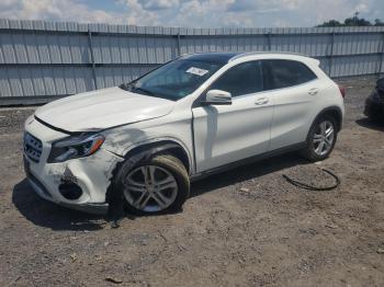  Salvage Mercedes-Benz GLA