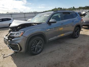  Salvage Volkswagen Atlas