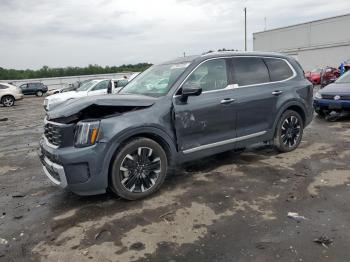  Salvage Kia Telluride