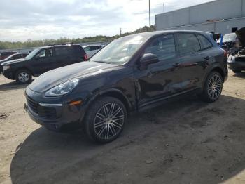  Salvage Porsche Cayenne