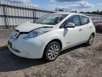  Salvage Nissan LEAF