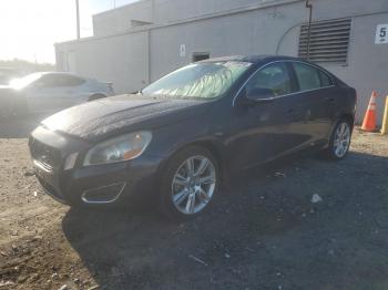  Salvage Volvo S60
