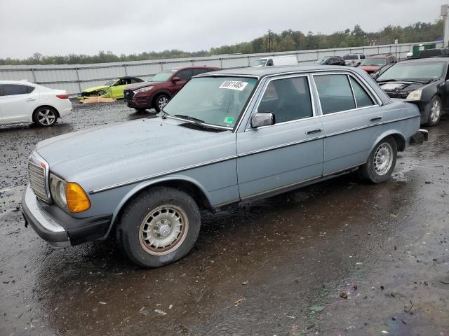  Salvage Mercedes-Benz 300-Class