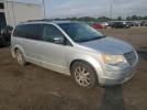 Chrysler Minivan Touring Image 4