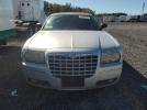 Chrysler 300 Image 7