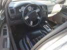 Chrysler 300 Image 8