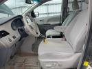 Toyota Sienna Le Image 12