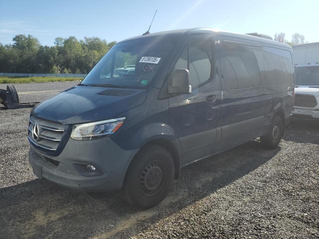  Salvage Mercedes-Benz Sprinter