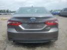 Toyota Camry Le Image 4