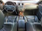 Cadillac DTS Image 4