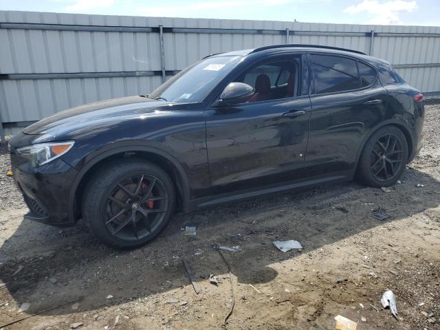  Salvage Alfa Romeo Stelvio