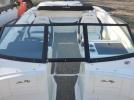 Sea Ray 210 Image 2