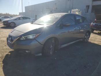  Salvage Nissan LEAF